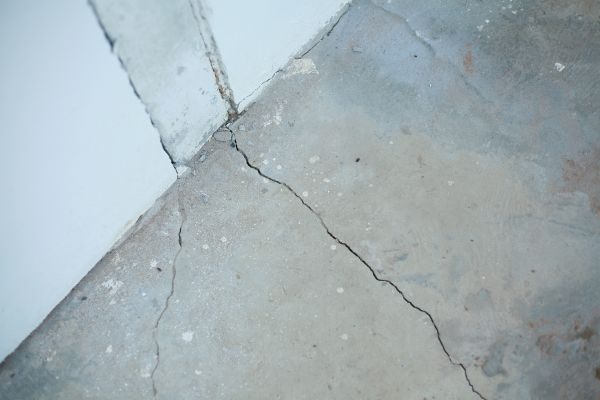 Cost of Garage Crack Repair in Tuscaloosa